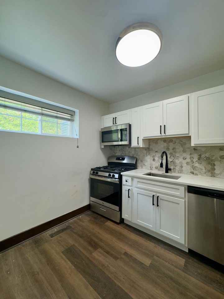 4000 - 4014 Linkwood Road - Photo 5 of 24