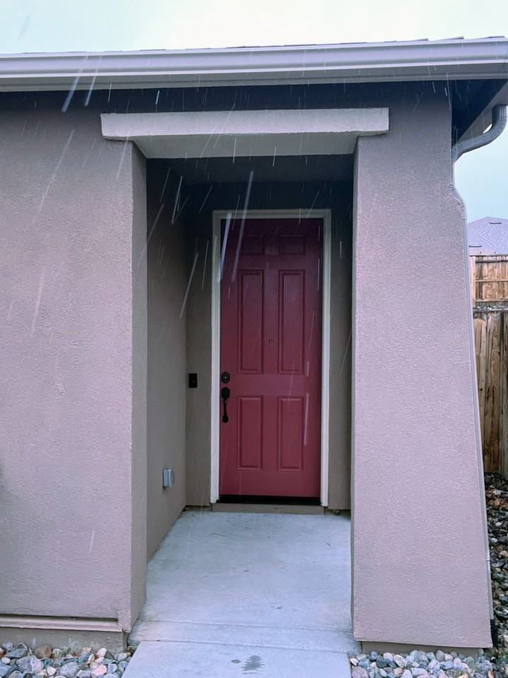 1155 Elk Ridge Dr - Photo 2 of 17