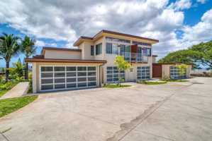 featured image of 185 Holokahiki Ln #101