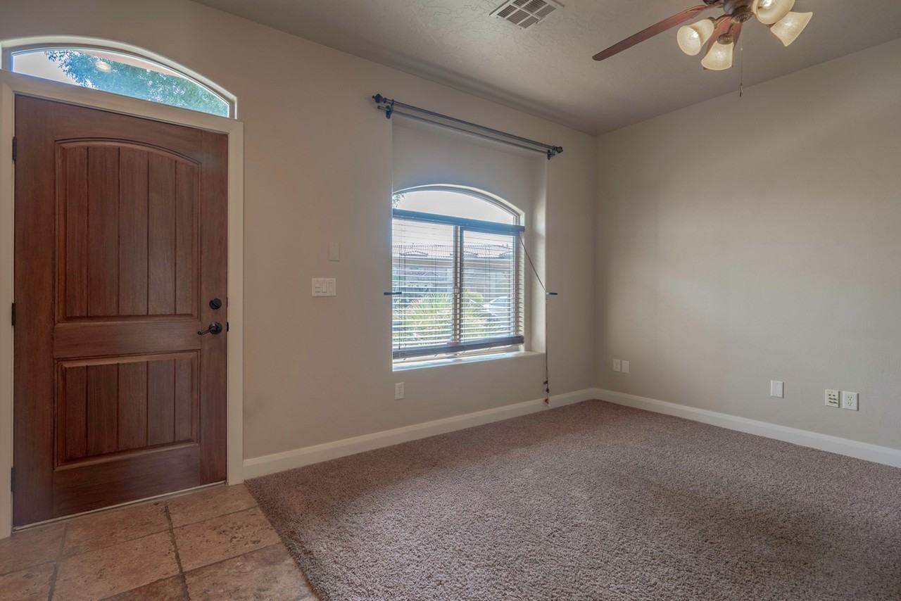 2075 S Sir Monte Dr #5 - Photo 4 of 28