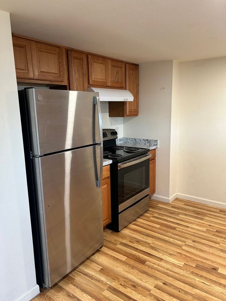 El Dorado Apartments - Photo 4 of 15