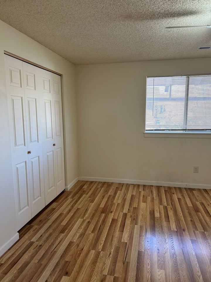 El Dorado Apartments - Photo 5 of 15