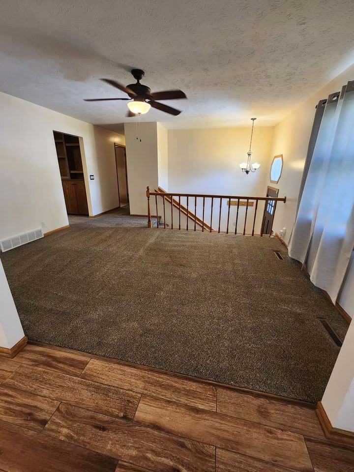 1306 Cedarwoods Dr - Photo 3 of 19