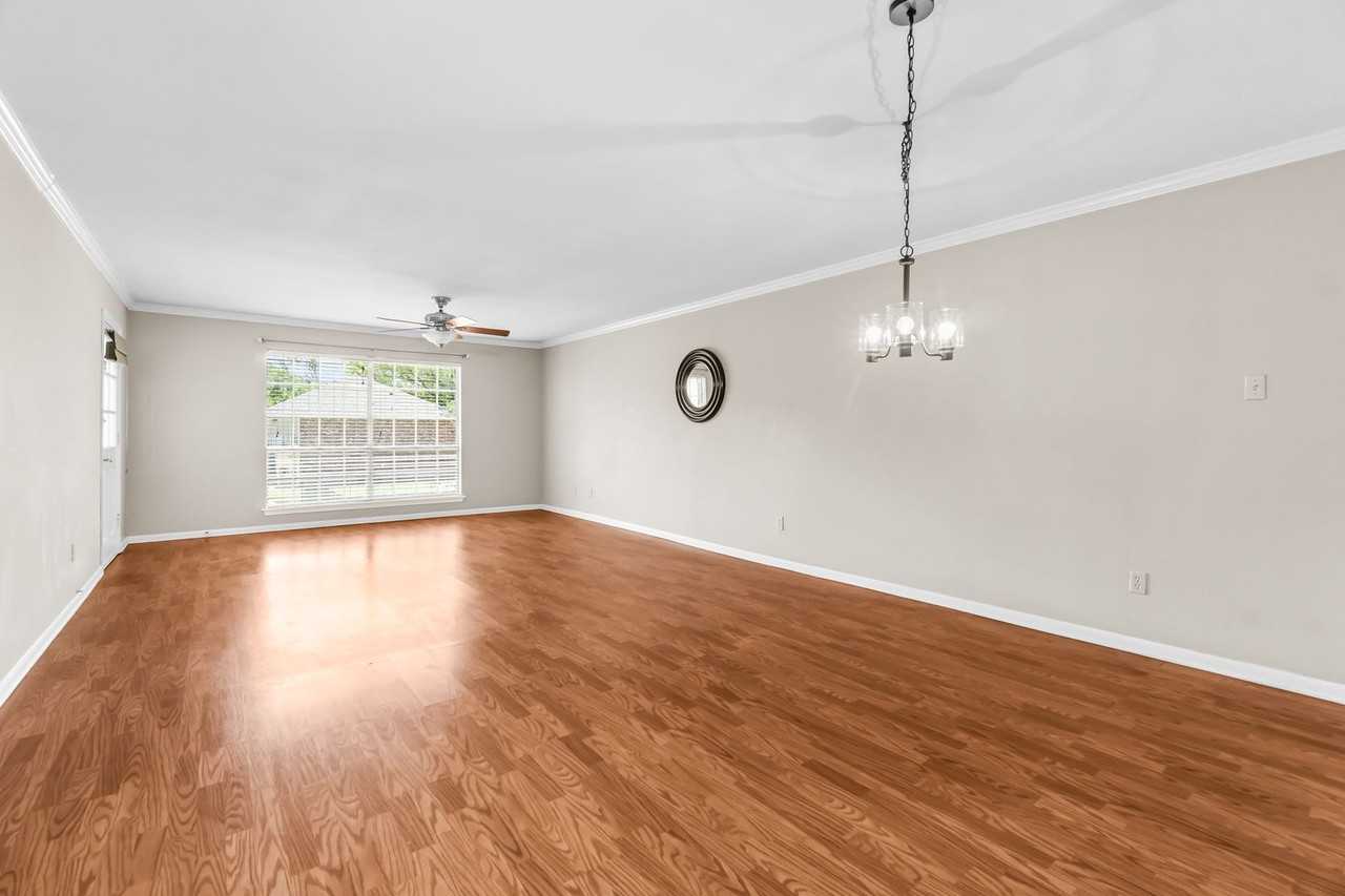 10438 Jefferson Hwy #G - Photo 5 of 12