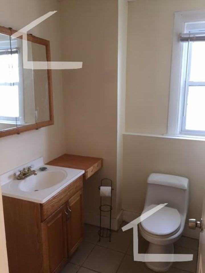 114 Murdock St - Photo 6 of 7