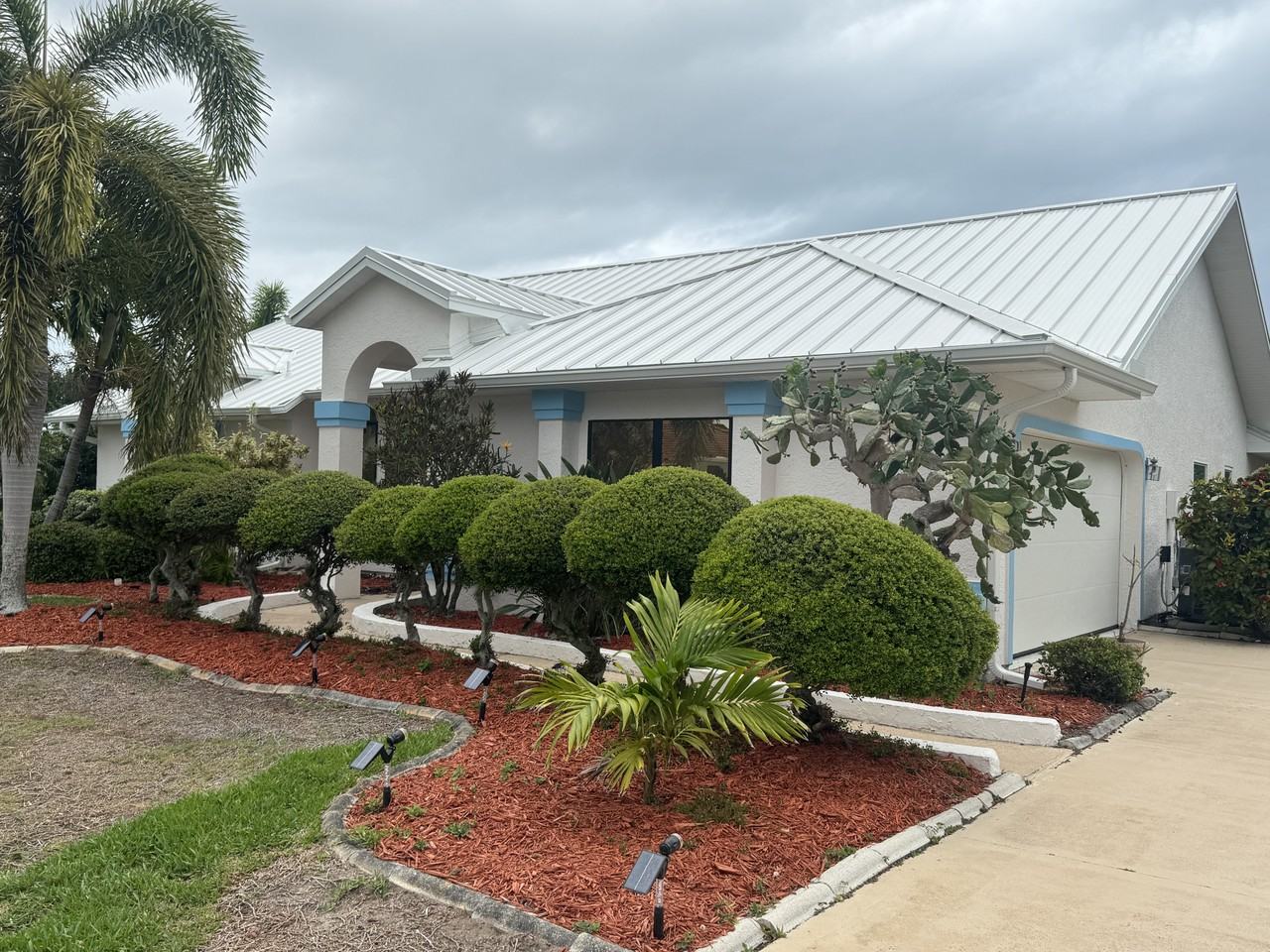 317 Lanternback Island Dr #NA - Photo 2 of 32