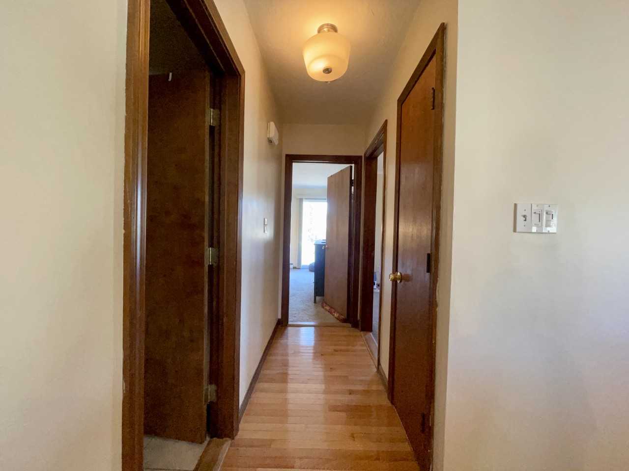15 Burghardt St #B - Photo 3 of 19