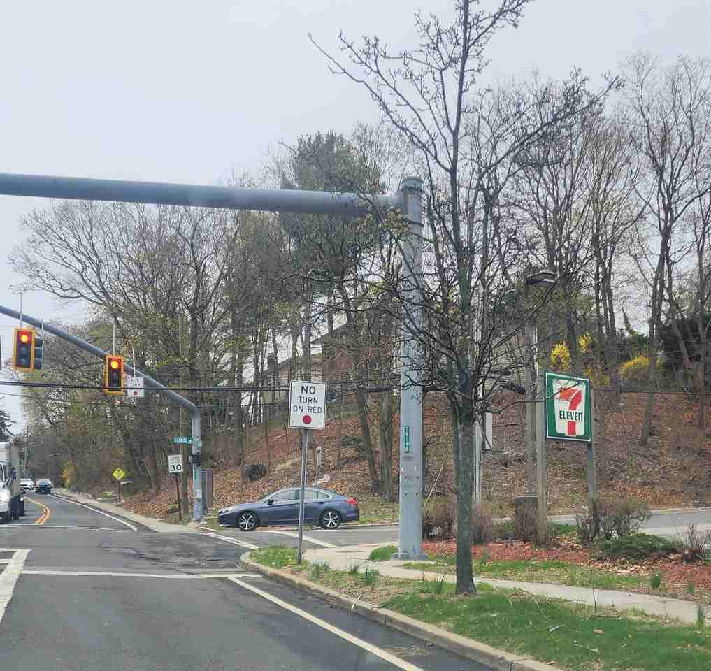 12 Greenlawn Rd #NA - Photo 5 of 20