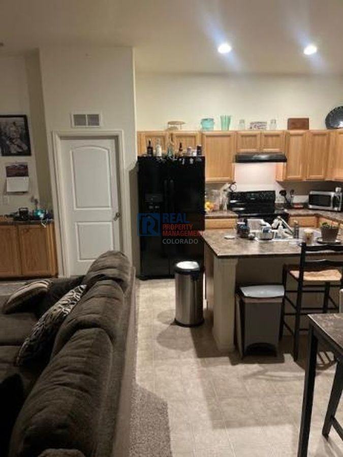 10309 18th St - Photo 3 of 17