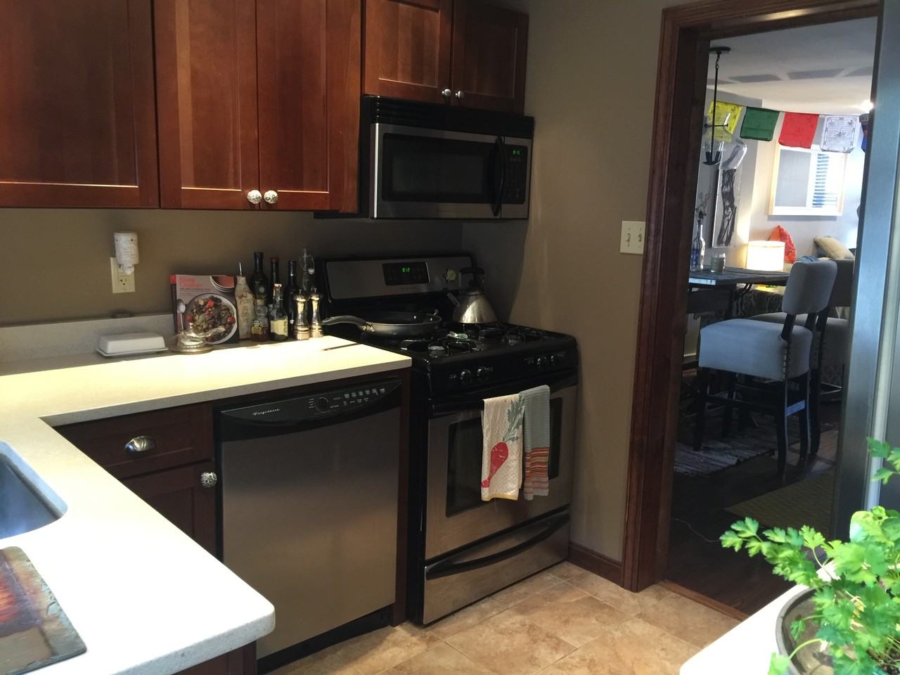 4143 Tower St - Photo 3 of 5