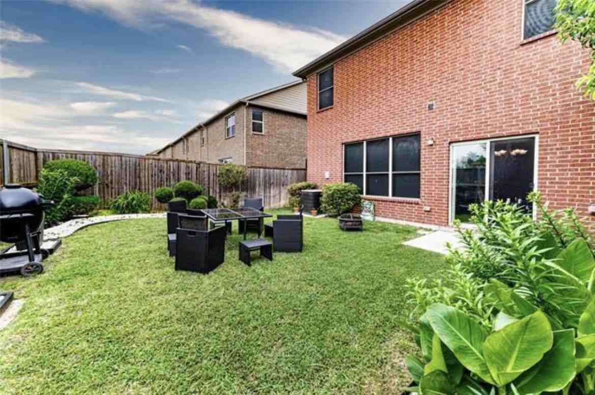 460 Hunt Dr #NA - Photo 4 of 20