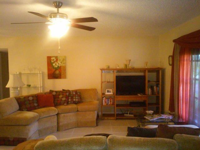 5169 Lakefront Boulevard #D - Photo 3 of 5