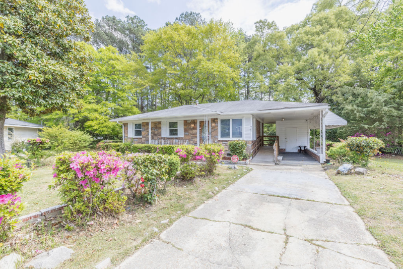 925 Fleetwood Dr - Photo 2 of 22