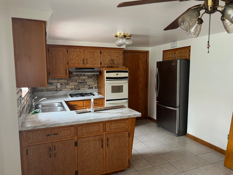 6051 W 79th St - Photo 3 of 7