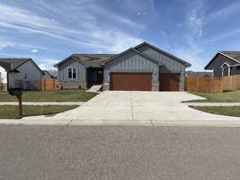 featured image of 920 Bellows St