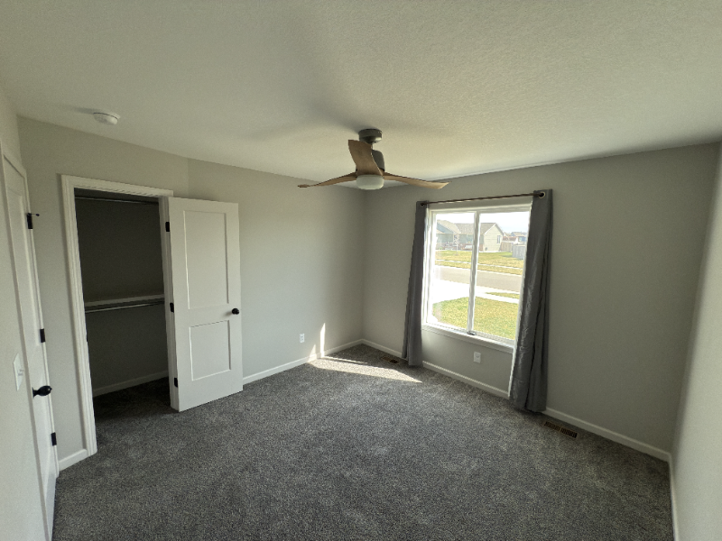 920 Bellows St - Photo 4 of 20