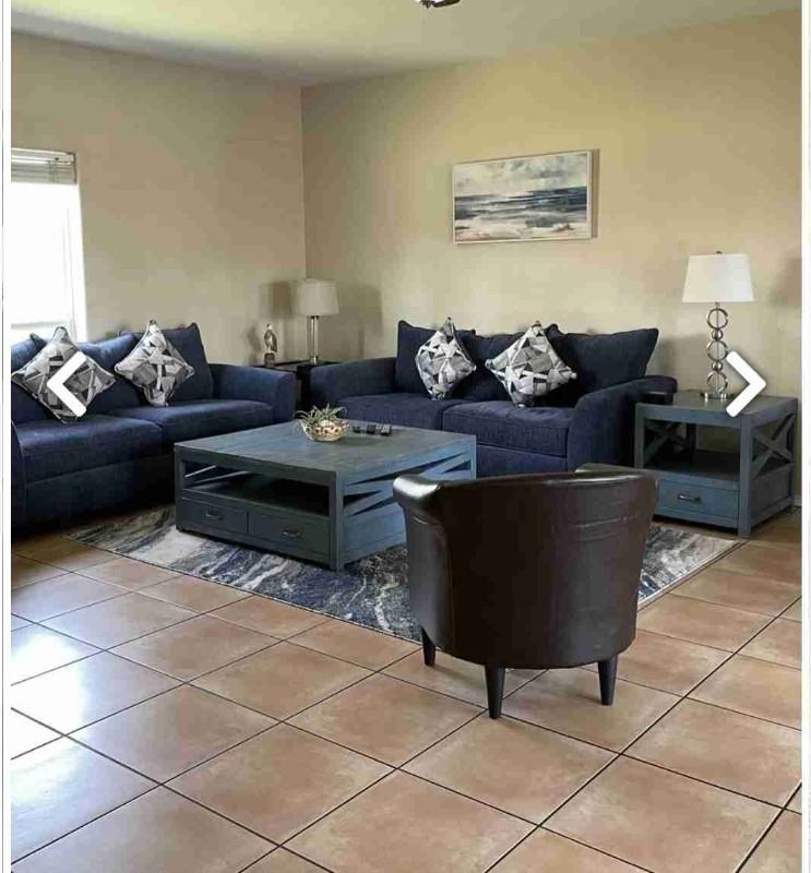 126 E Pike St - Photo 5 of 20