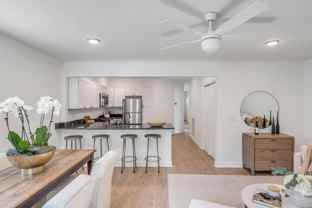 207 W Poplar St #A - Photo 1 of 1