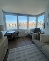 52-41 Center Boulevard - Photo 1 of 1