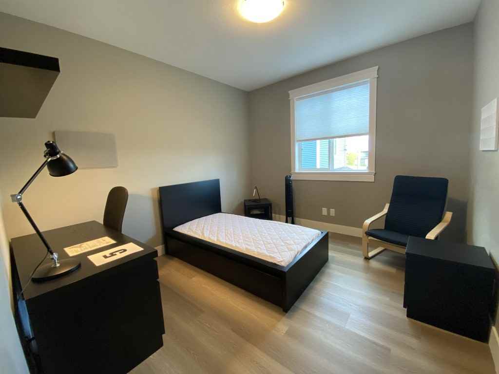 340 Harewood Rd #2 - Photo 4 of 18