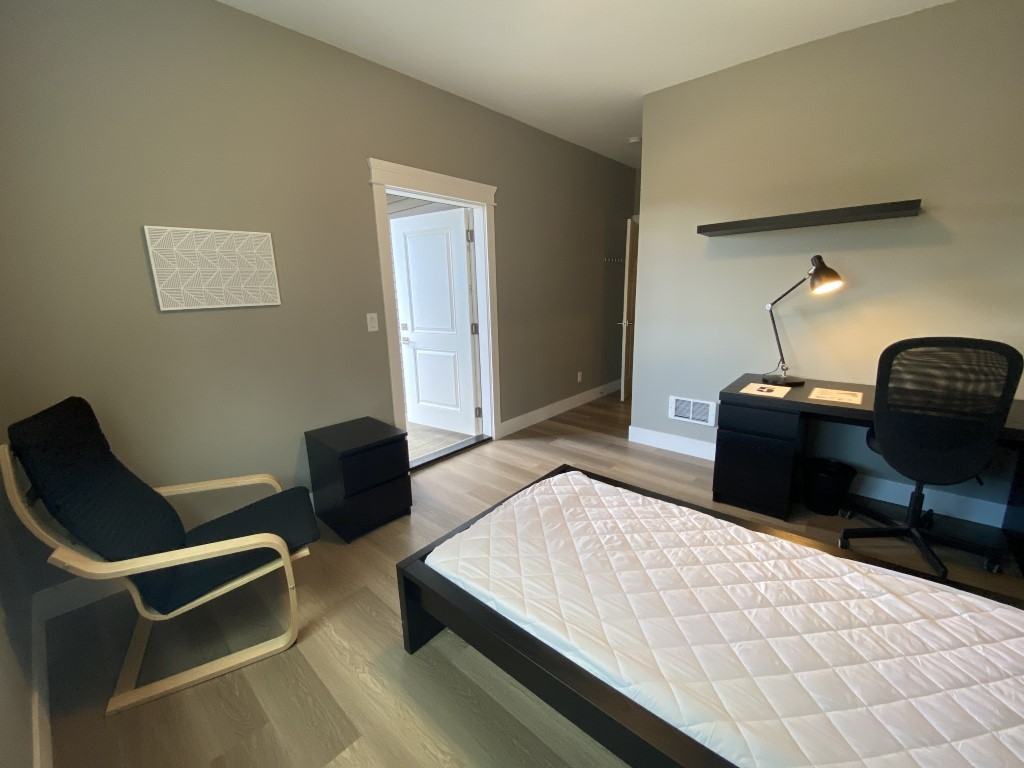 340 Harewood Rd #2 - Photo 5 of 18