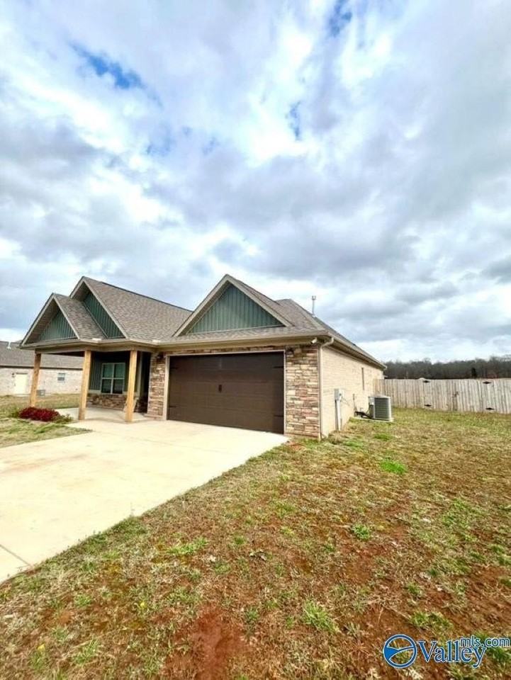 15100 Blackburn Rd - Photo 3 of 29