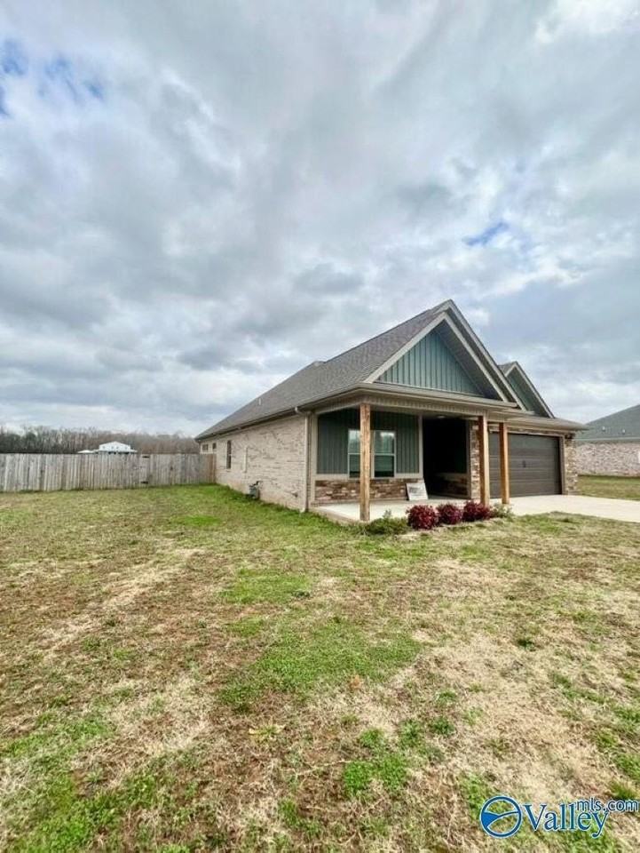 15100 Blackburn Rd - Photo 4 of 29