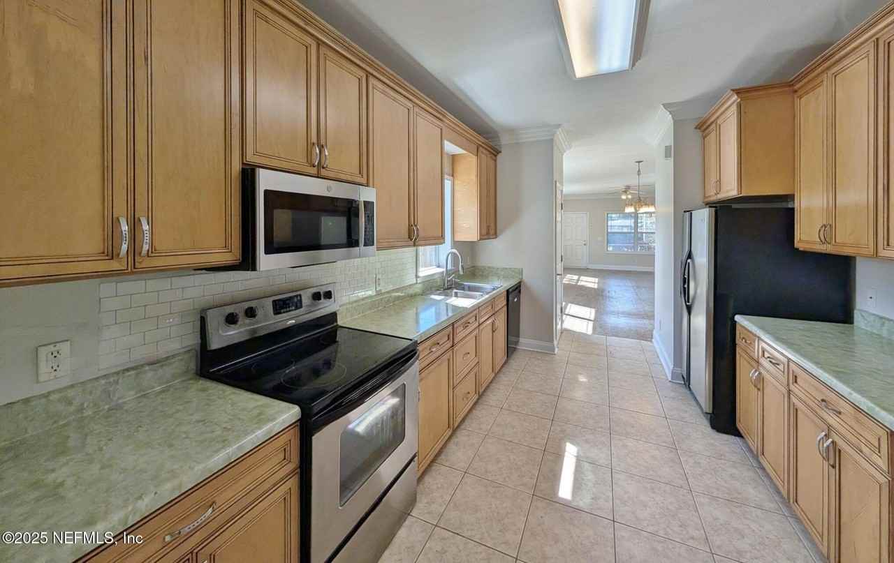 457 4th Ave S - Photo 2 of 15