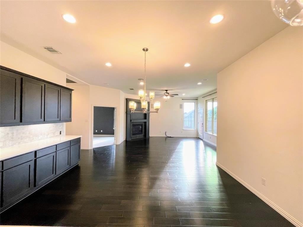 617 Barnstorm Drive - Photo 6 of 30