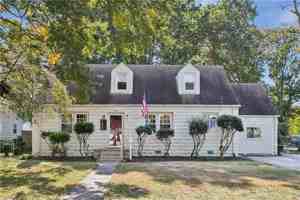 featured image of 1839 Edgewood Ave