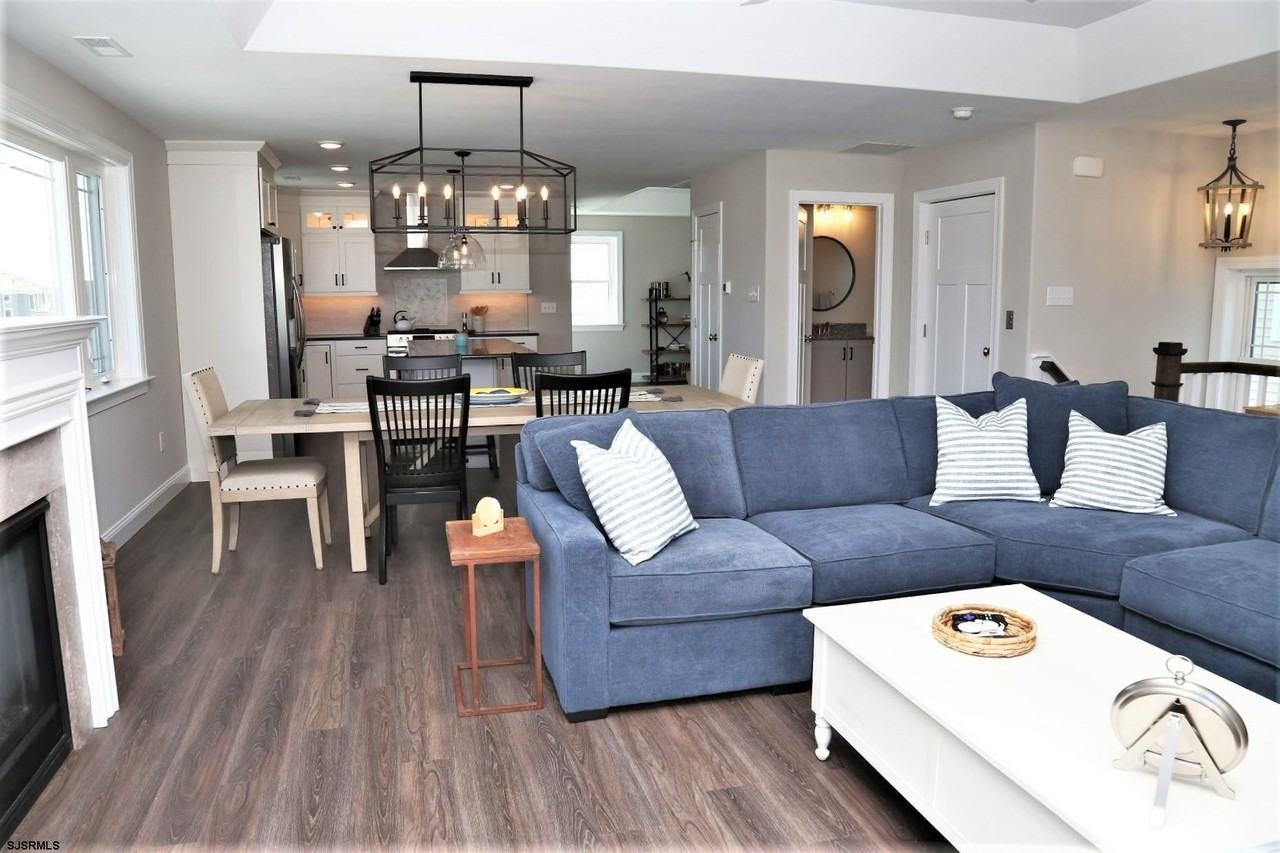 336 32nd St S - Photo 3 of 25