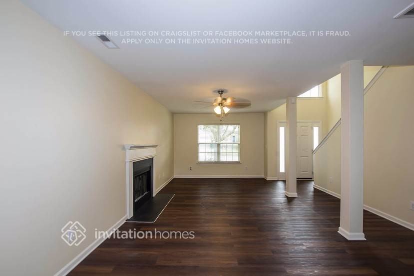537 Moss Stream Ln - Photo 2 of 17