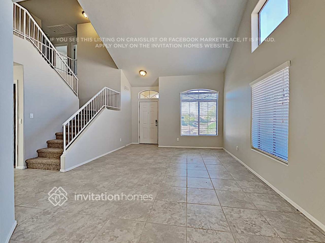 6626 W Saddlehorn Rd - Photo 4 of 19