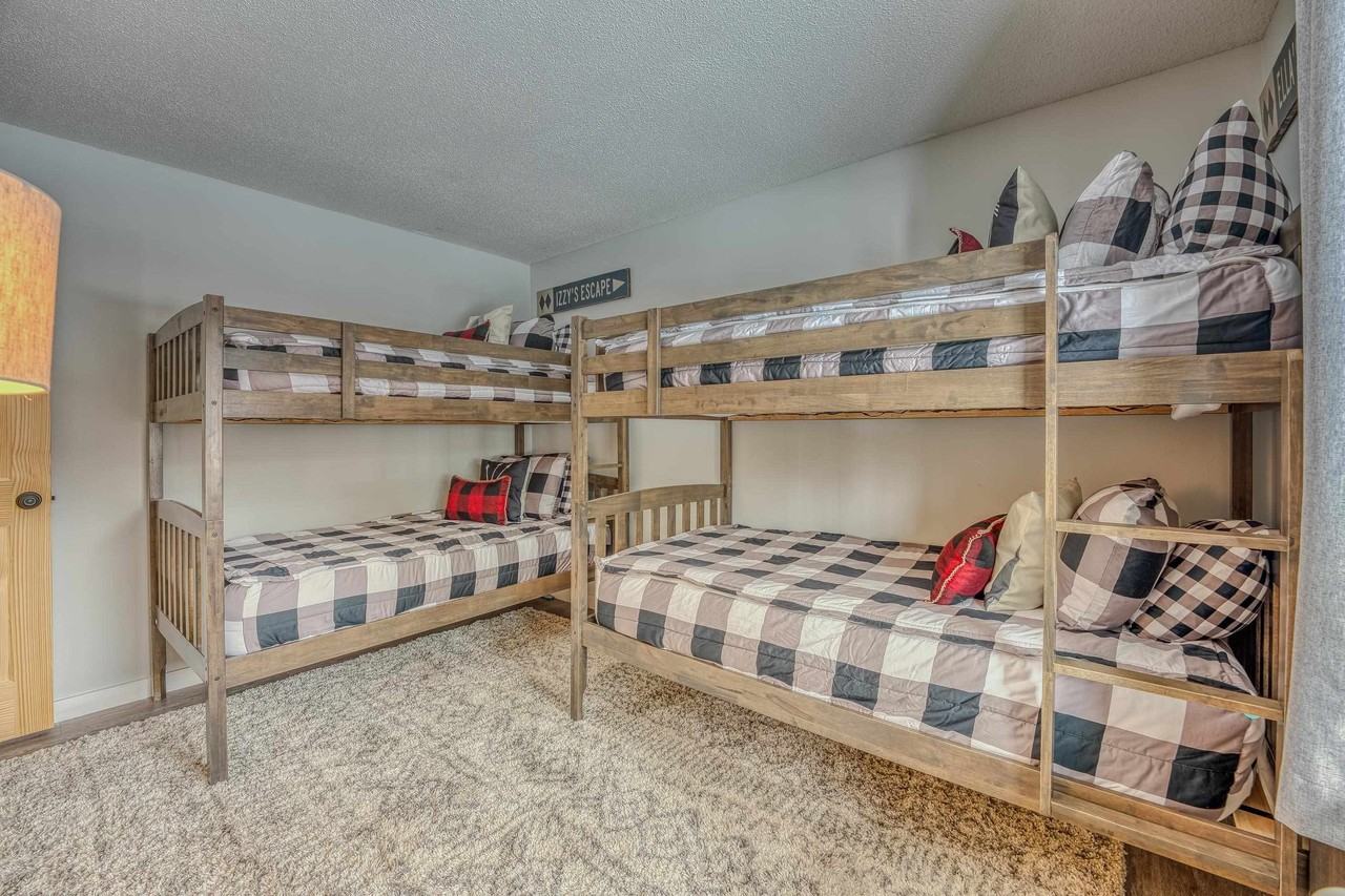 71 Easterly Rd - Photo 7 of 40