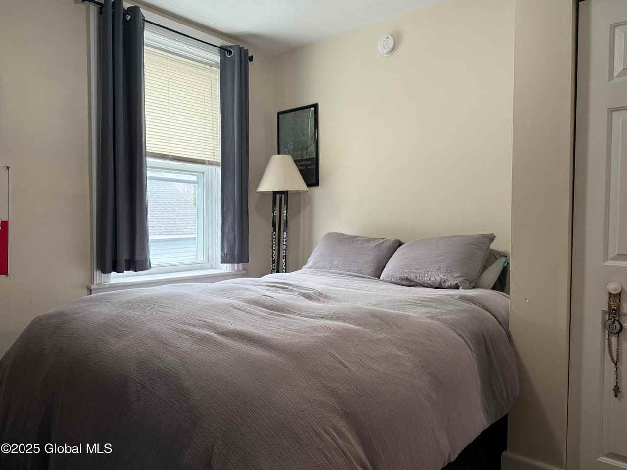 4 Lawrence St - Photo 7 of 18