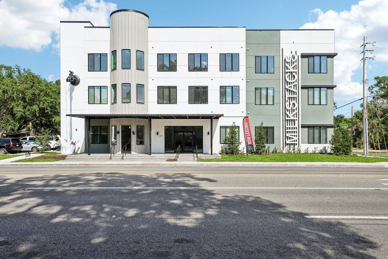 The Milk Stacks: Boutique Luxury Living in Downtown Orlando's Milk District - Photo 7 of 12