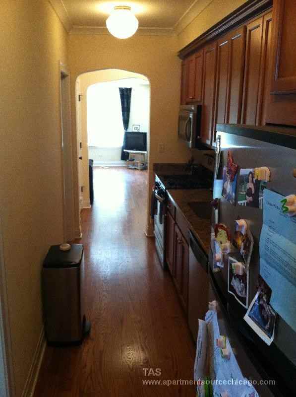 4906 N Washtenaw Ave #G - Photo 5 of 14