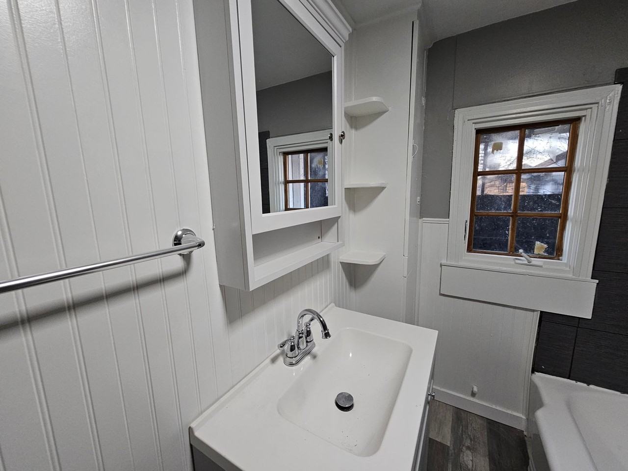 1938 Lithgow Ave #2 - Photo 4 of 15