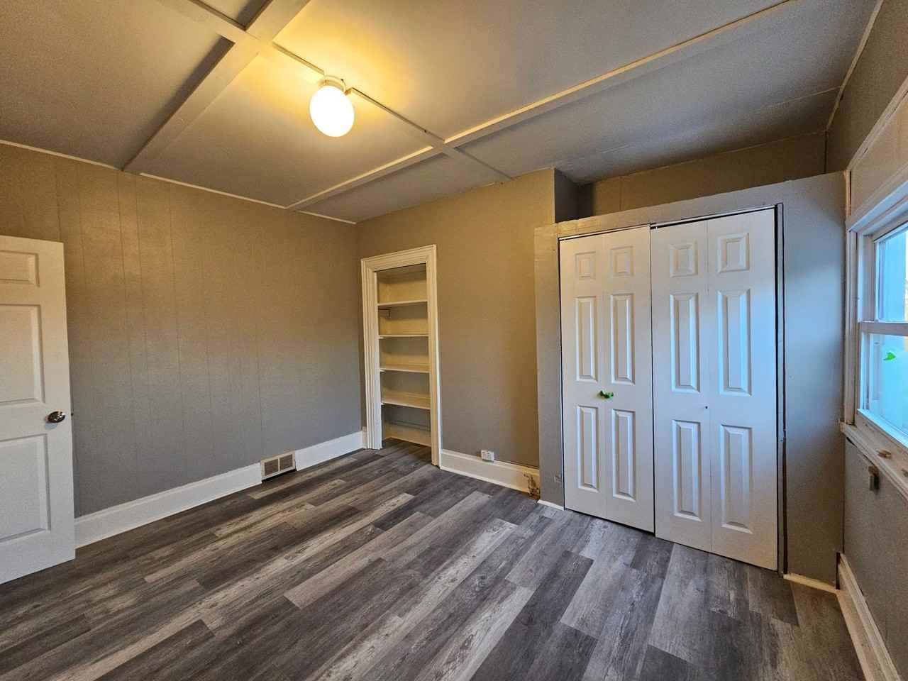 1938 Lithgow Ave #2 - Photo 7 of 15