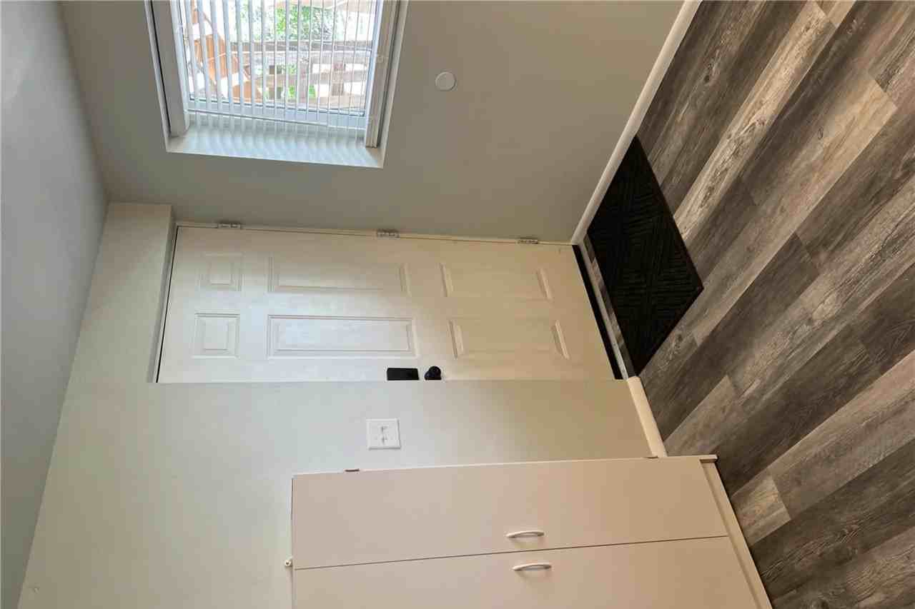 6676 S Georgia Dr - Photo 2 of 18