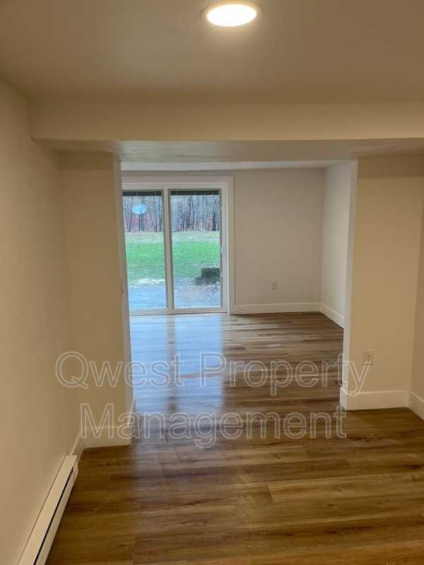 8528 Valley Rd Nw #8 - Photo 3 of 7