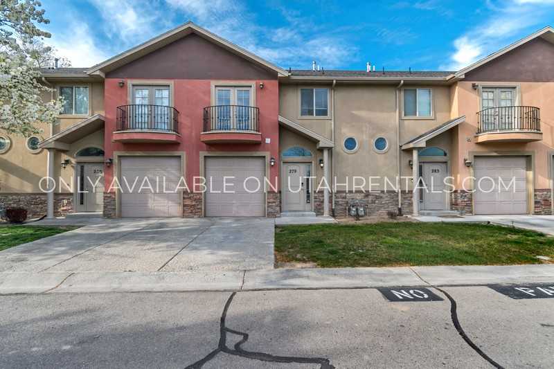 279 E Ailee Ln - Photo 2 of 19