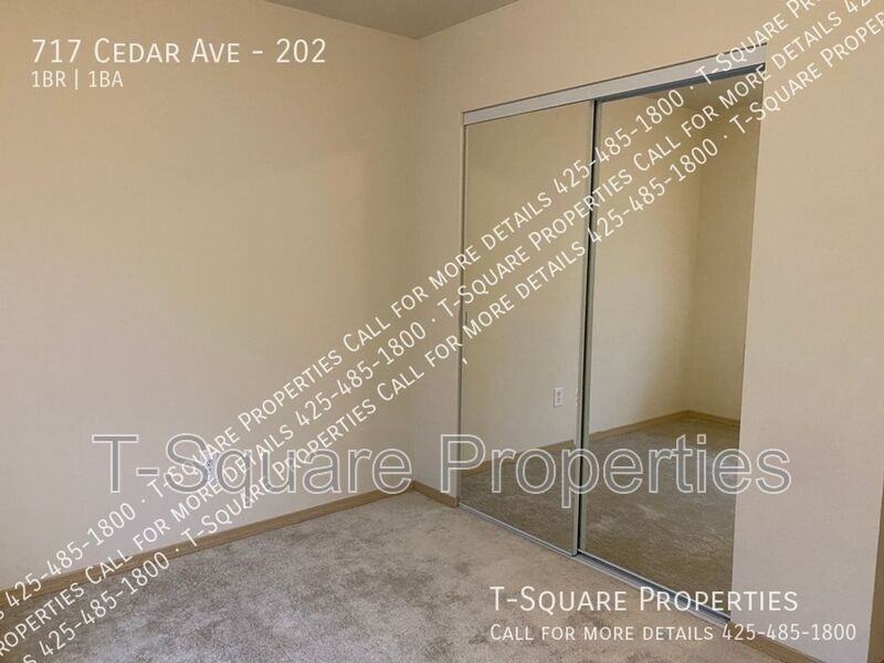 717 Cedar Ave #202 - Photo 5 of 14