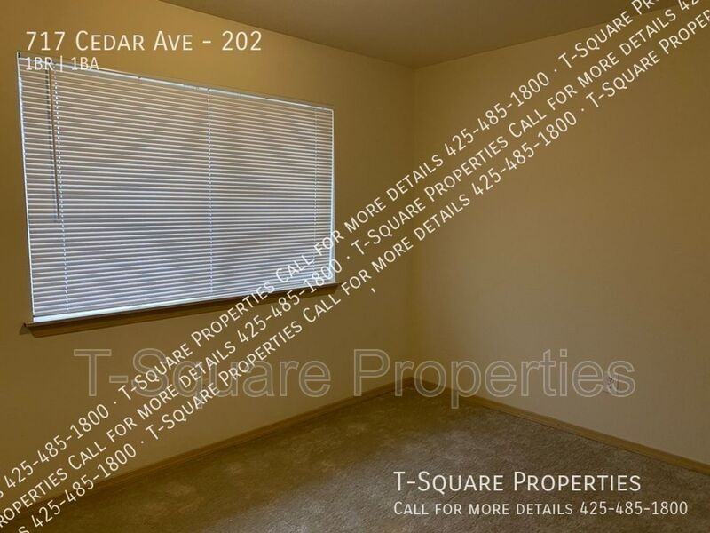 717 Cedar Ave #202 - Photo 7 of 14