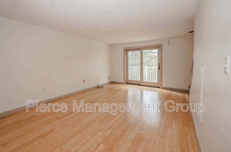 6 Pleasant St #C8 - Photo 7 of 21