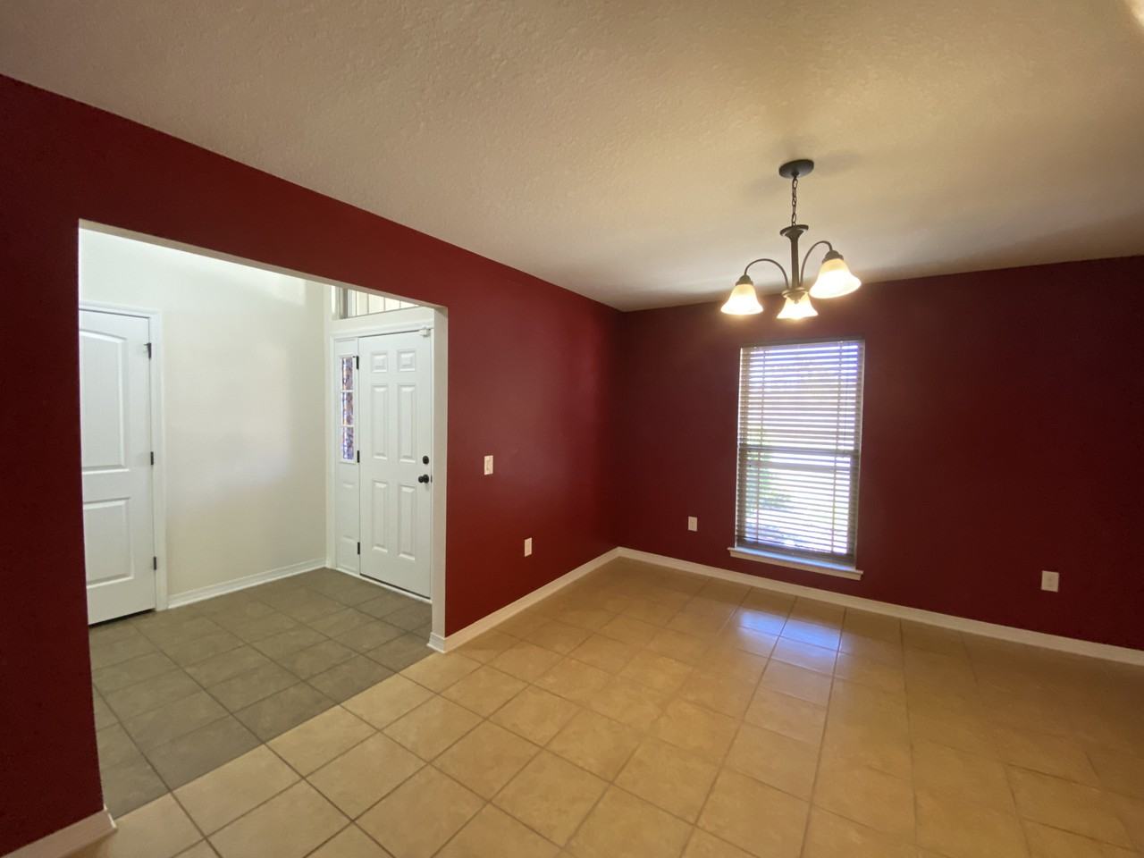 8466 Island Dr - Photo 5 of 35