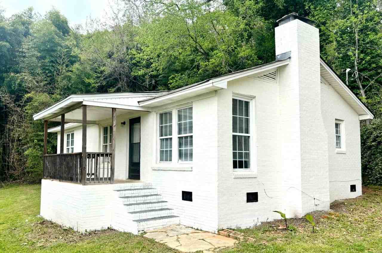 5168 Crawford Rd - Photo 2 of 15