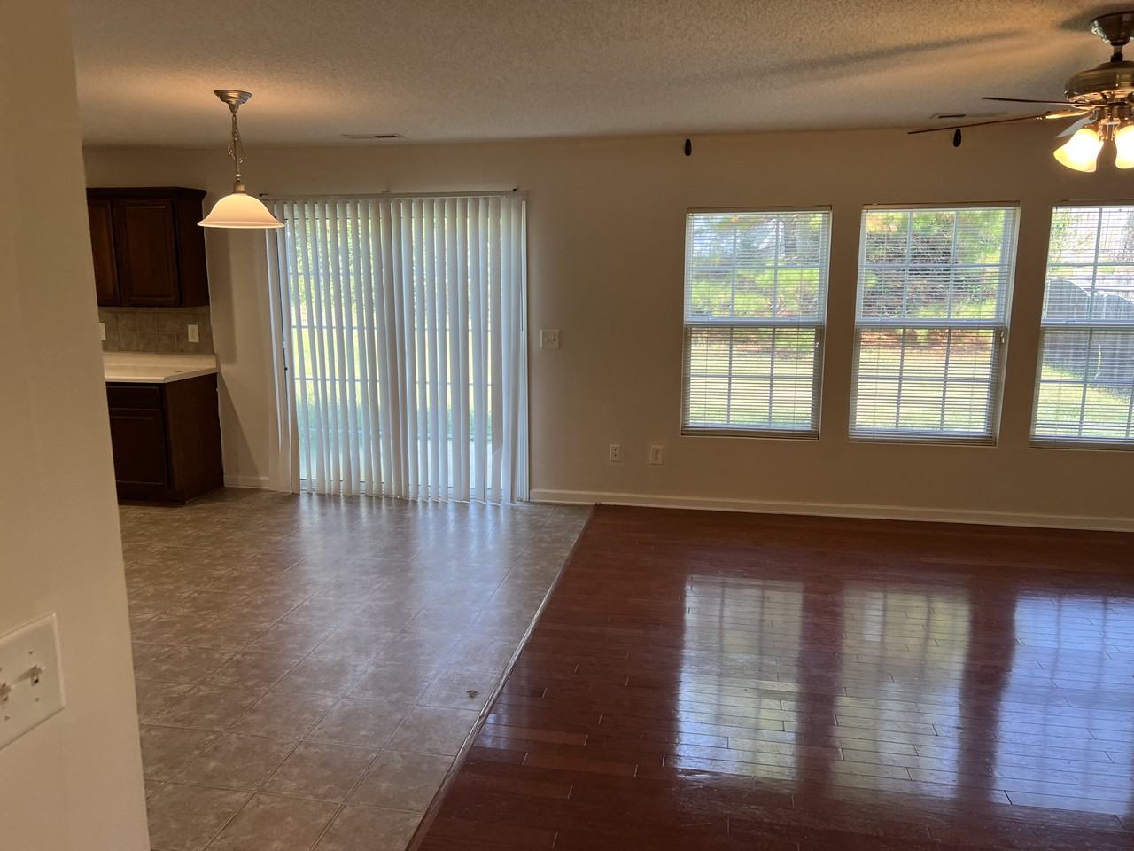 609 Magna Dr - Photo 3 of 27