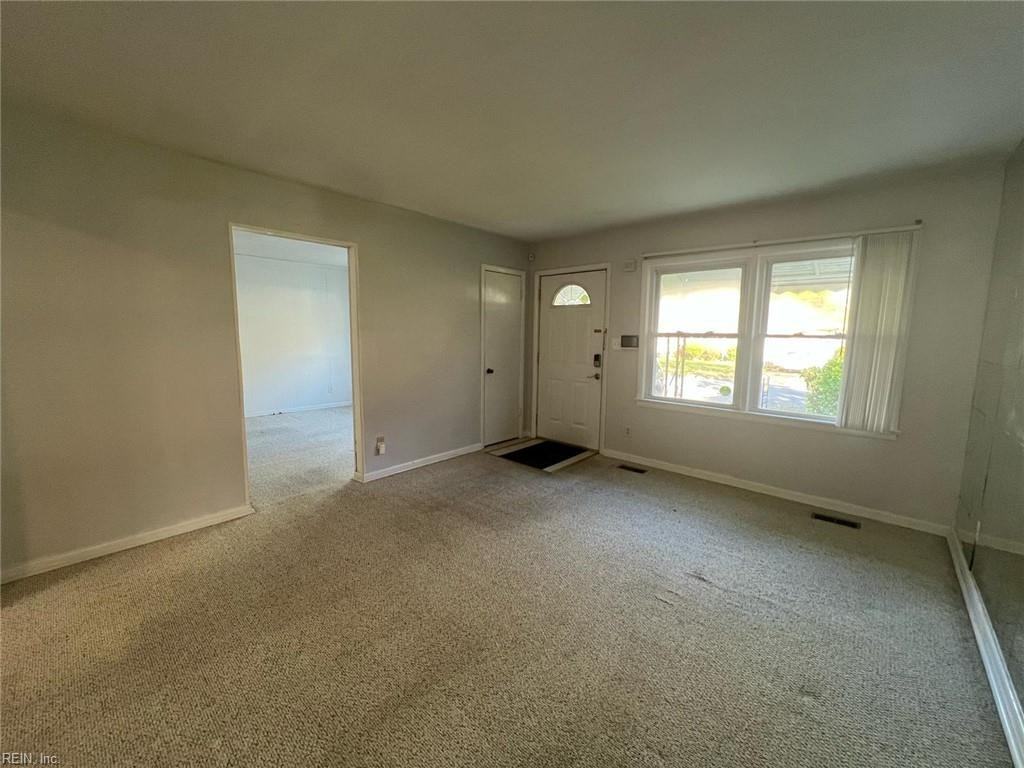 4556 Dora Cir - Photo 2 of 15