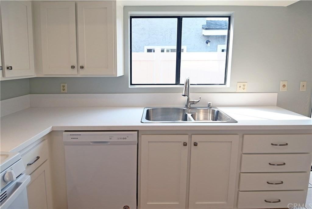 3335 Myrtle Ave #NA - Photo 3 of 21